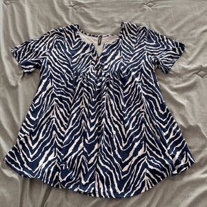 Beautiful blue zebra print top.